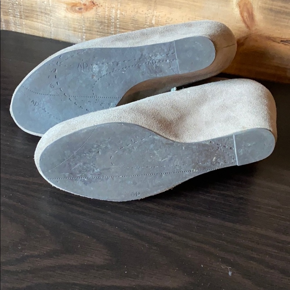 Grey suede booties - Picture 4 of 4